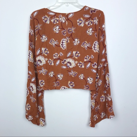 Burnt orange bell sleeve blouse - Picture 4 of 8